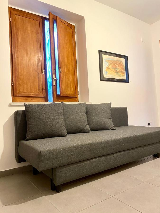 Apartamento Casa Con Terrazzo In Centro Nápoles Exterior foto