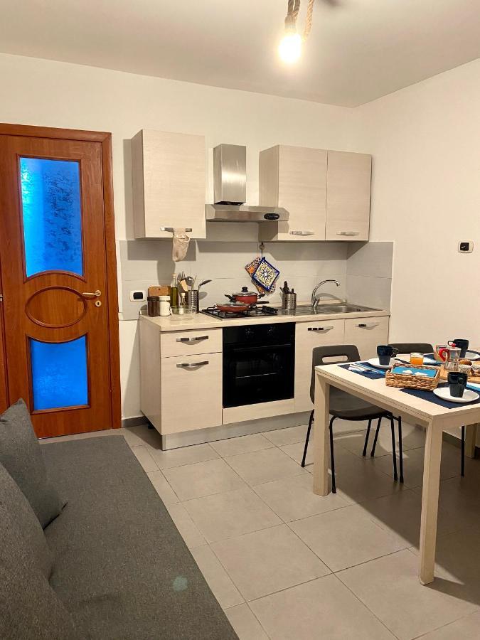 Apartamento Casa Con Terrazzo In Centro Nápoles Exterior foto